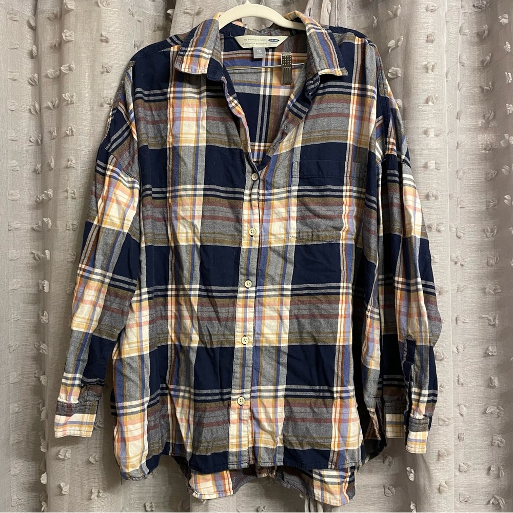 Old Navy Women’s Navy and Gray Plaid Button-Down Shirt - Boyfriend Fit
